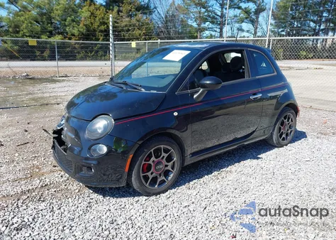 2013 Fiat 500 Sport Cattiva z USA, uszkodzony, nr VIN 3C3CFFBR8DT747515